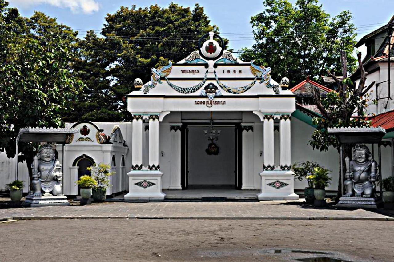 Mitra Hotel Yogyakarta Exterior foto