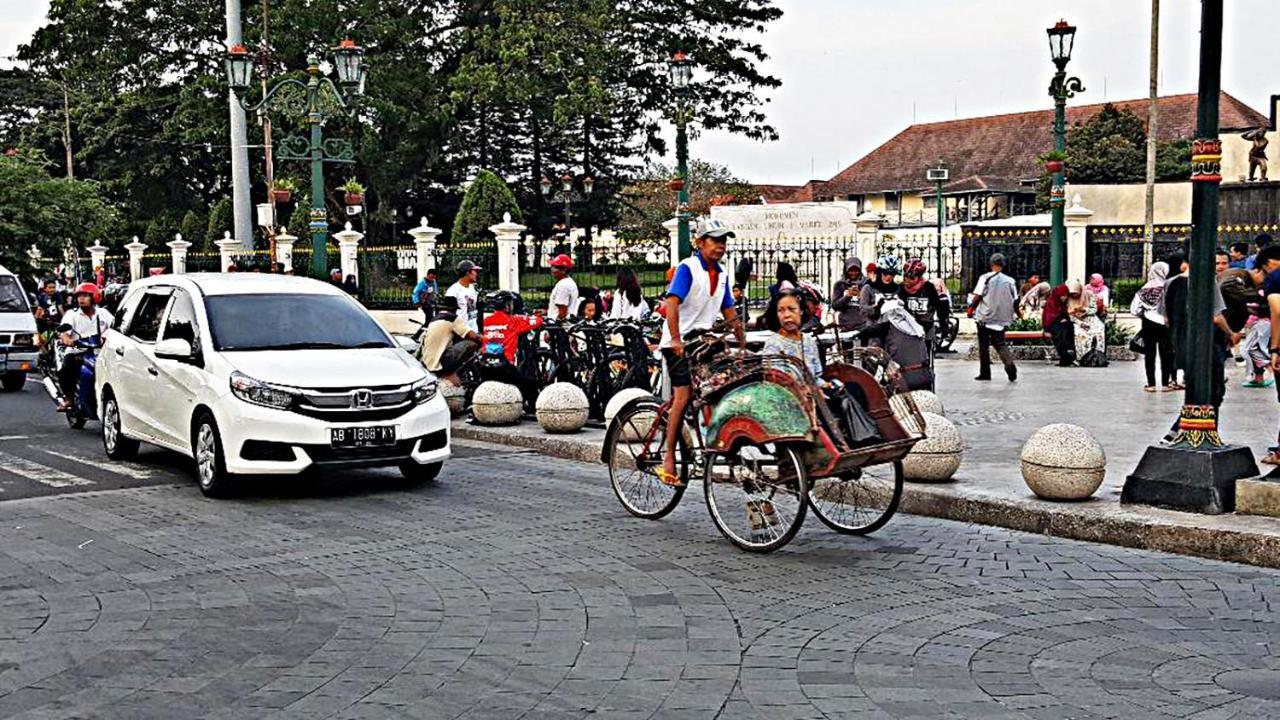 Mitra Hotel Yogyakarta Exterior foto