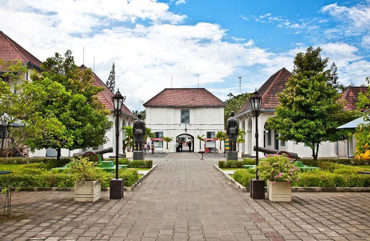 Mitra Hotel Yogyakarta Exterior foto